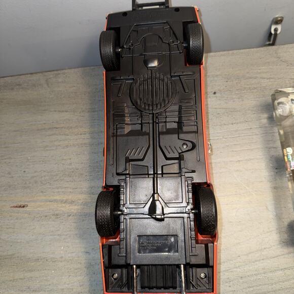 2006 Malibu Dukes of Hazzard General Lee 1969 Dodge Charger  2006 Malibu Dukes of Hazzard General Lee 1969 Dodge Charger Car WORKS!
